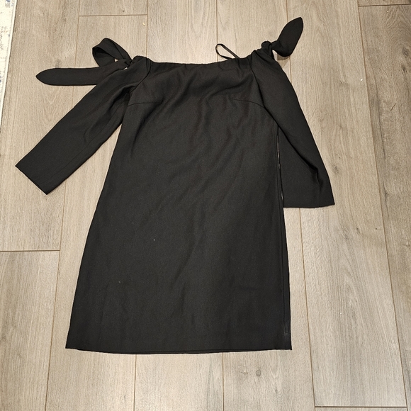 New Club Monaco shoulder tie little black dress - Picture 2 of 4